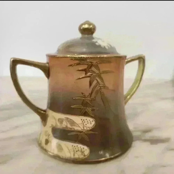 Vintage 1950s Hand-Painted Japanese Porcelain Gold Gilt Lidded Sugar Bowl - Picture 2 of 7